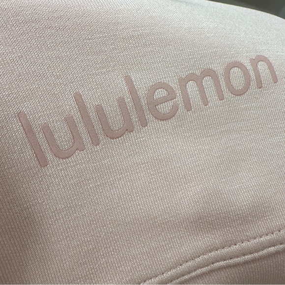 Lululemon Perfectly Oversized Cropped Crew *Softstreme Pink Mist Size 2 - Picture 4 of 4